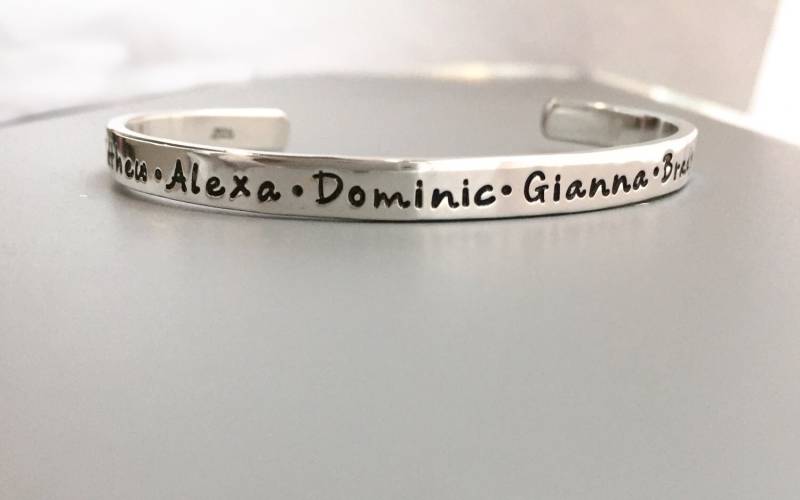 Sterling Silber Manschette Armband - Beidseitig Stempeln Benutzerdefinierte Matte Geheime Nachricht Personalisierte Mutter Kinder Kind Baby Frau von MarleyJaneDotCom