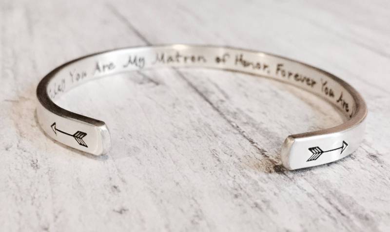 sterling Silber Manschette Armband - Geheime Nachricht Benutzerdefinierte Matt Personalisierte Mutter Kinder Kind Baby Frau von MarleyJaneDotCom