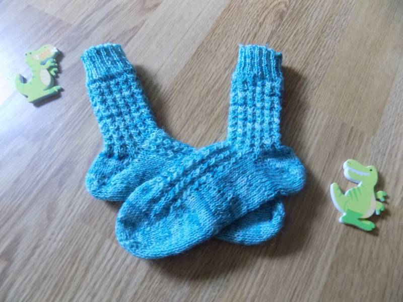 Kindersocken in Gr. 24/25 von MarliesSockenundmehr