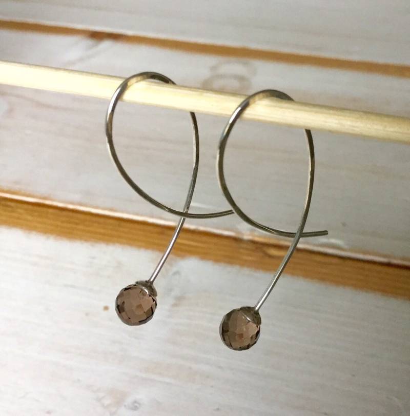 Smokey Quartz Drop Ohrringe, Sterlingsilber Silber Baumeln Ohrringe Mit Facettierten Smokey Quarz Perlen-Alternative Creolen von MarliesWhite