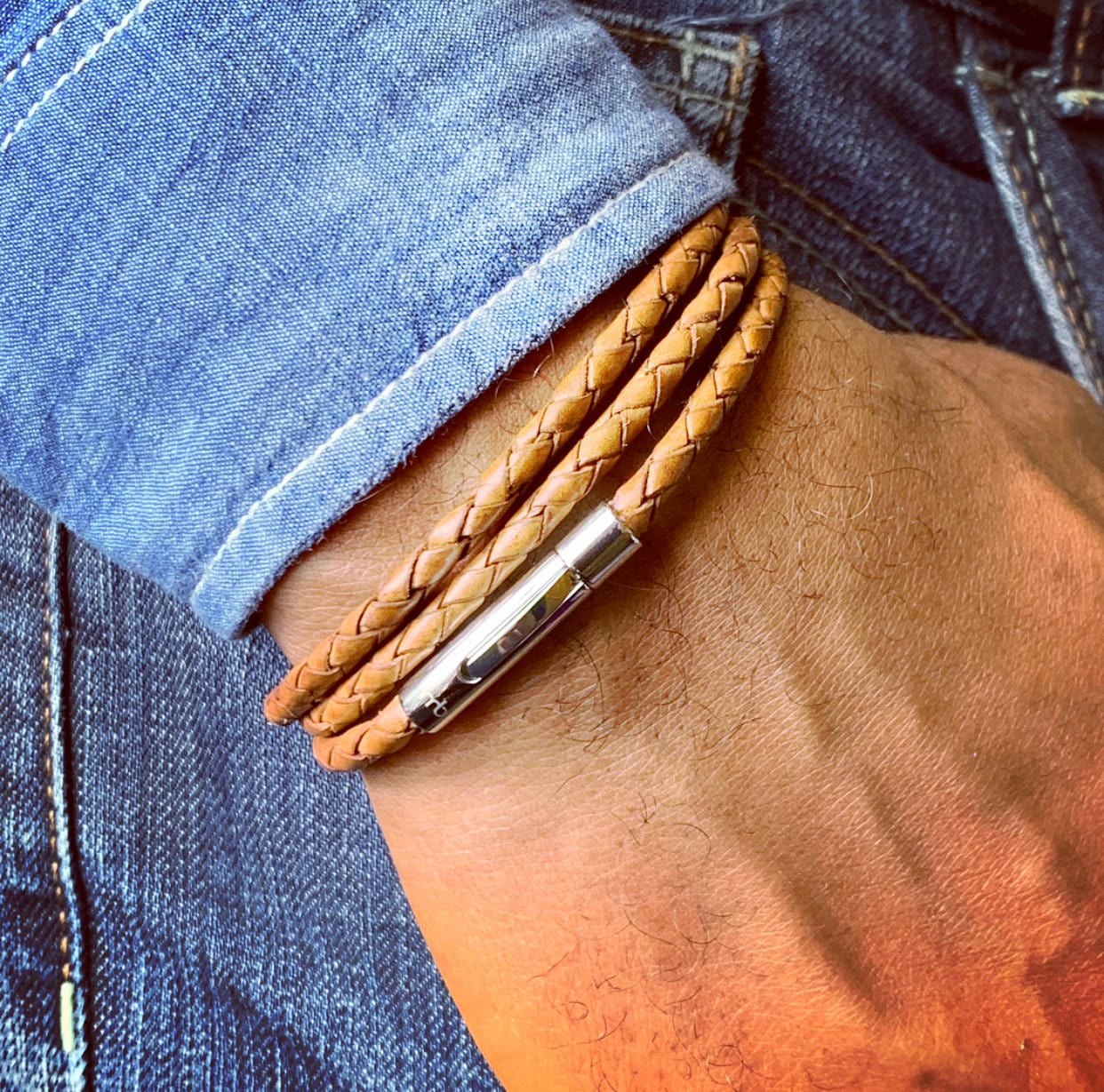 Geflochtenes Lederarmband Hellbraun Cognac Mit 3 Mm Kordel Und Hochwertigem Edelstahlverschluss von MarlinBirna