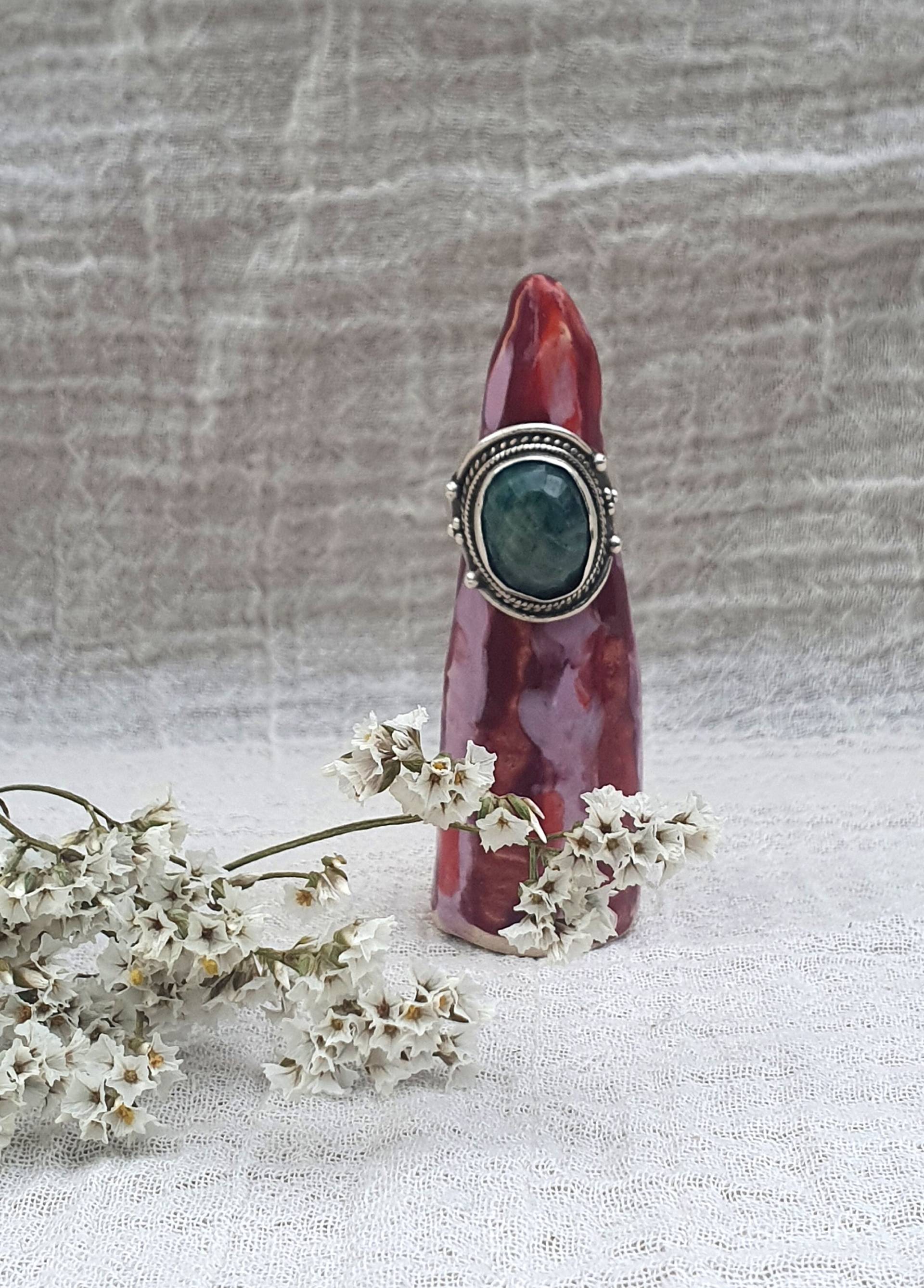 Ringhalter, Ringkegel, Keramik, Hochzeitsgeschenk, Trauring Ringhalter, Ringkegel, Keramik, Hochzeitsgeschenk, Trauring von MarlotCeramics