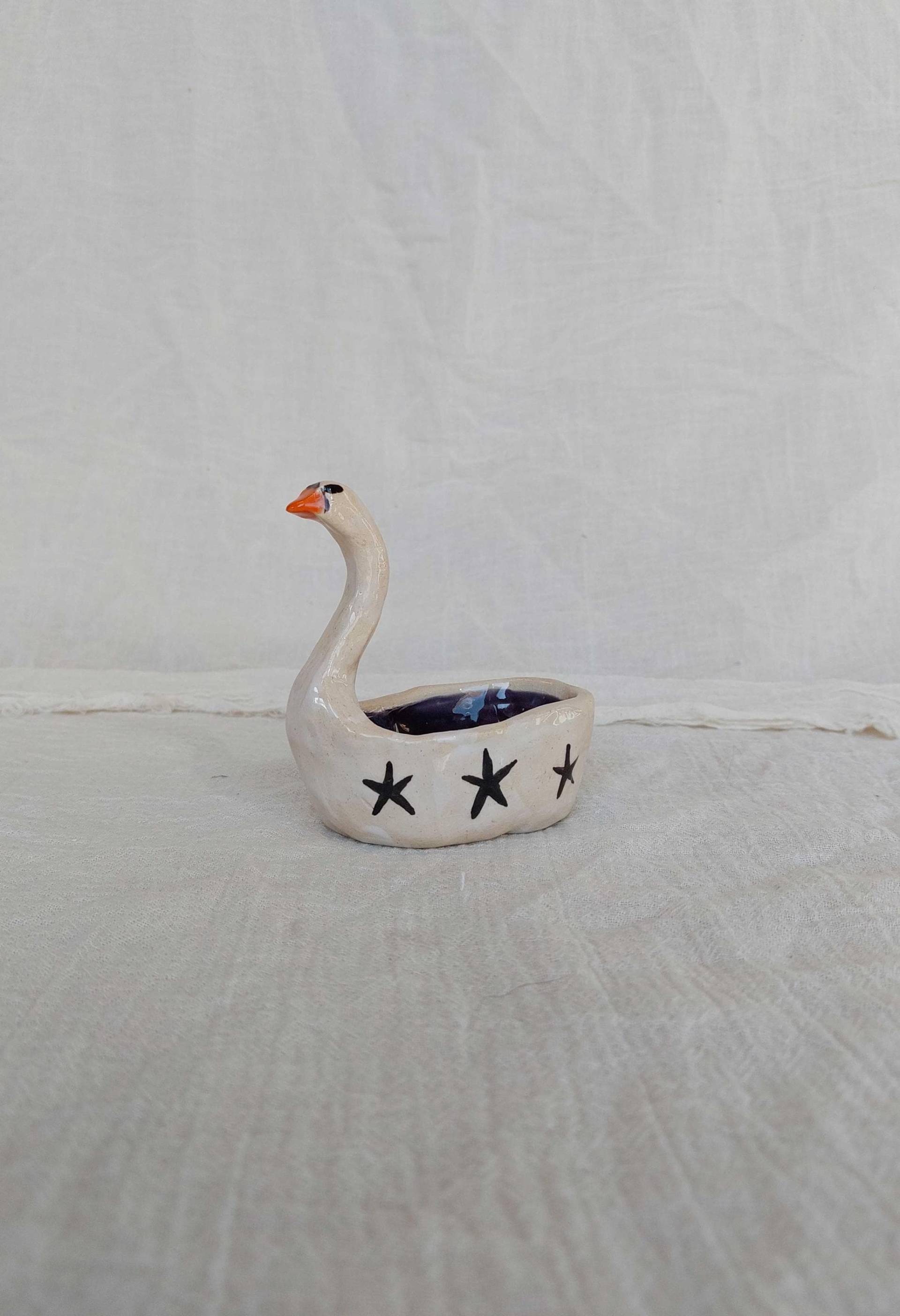Ringhalter, Schmuckablage, Schwan, Keramik Ringhalter, Schmuckablage, Schwan, Keramik von MarlotCeramics