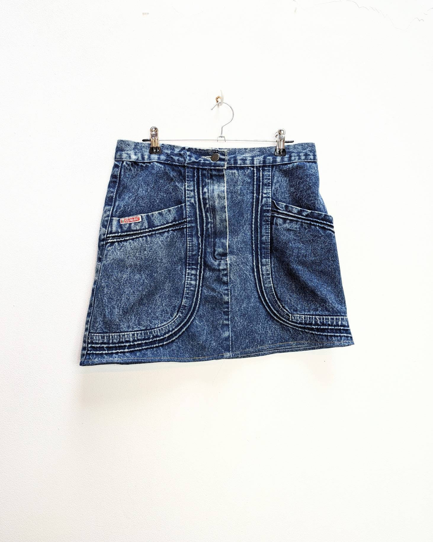 Blauer Jeans Minirock Vintage Jeansrock Medium Hoch Tailliert Damen Rock von MarmaladeVintageCo