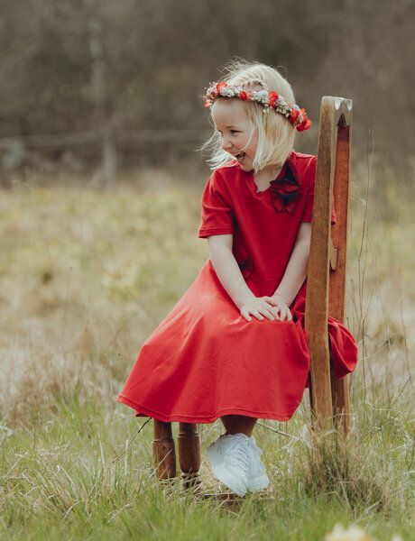 Marraine Kids T-Shirtkleid mit Tellerrock aus Bio Baumwolle "ORIGAMI" Marraine Kids T-Shirtkleid mit Tellerrock aus Bio Baumwolle "ORIGAMI" von Marraine Kids