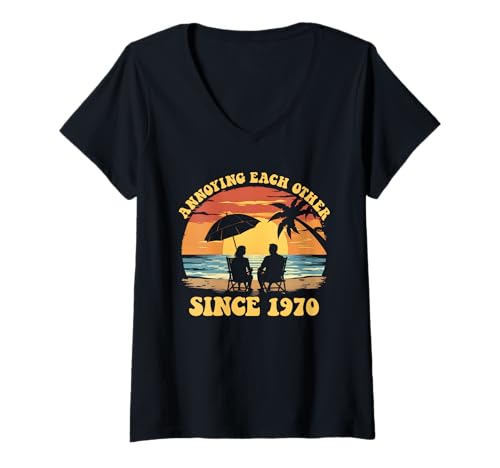 Damen Seit 1970 Nerven Sich Matching Anniversary T-Shirt mit V-Ausschnitt Damen Seit 1970 Nerven Sich Matching Anniversary T-Shirt mit V-Ausschnitt von Married Into This Co.