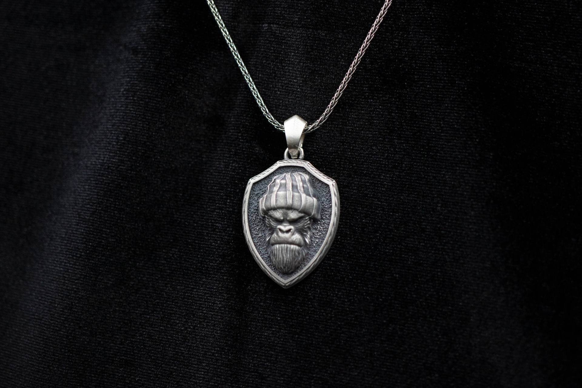 Gorilla Handgemachte Sterling Silber Herren Charm Halskette, Personalisierte Schmuck, Affenkopf Anhänger, Affen Halskette von MarsJewelryGifts
