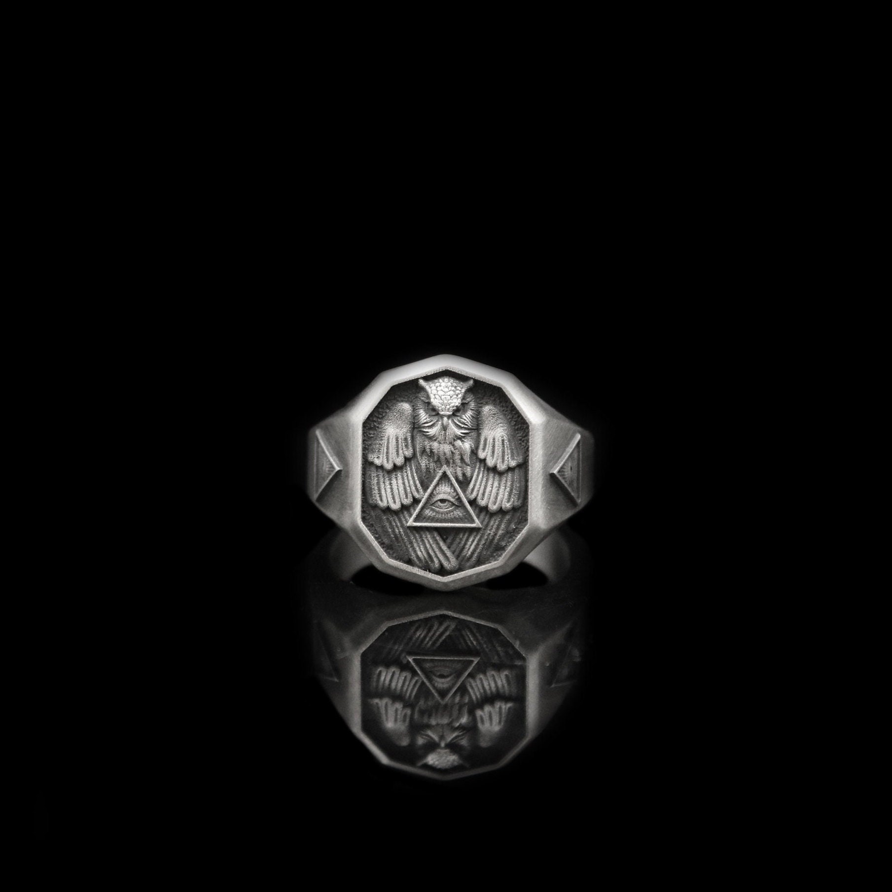 Silberner Ring Der Weisen Eule | 925K Sterling Silber Schmuck Für Herren Geschenkideen Zum Abschluss Illuminati Masonic Exklusive Ringe von MarsJewelryGifts