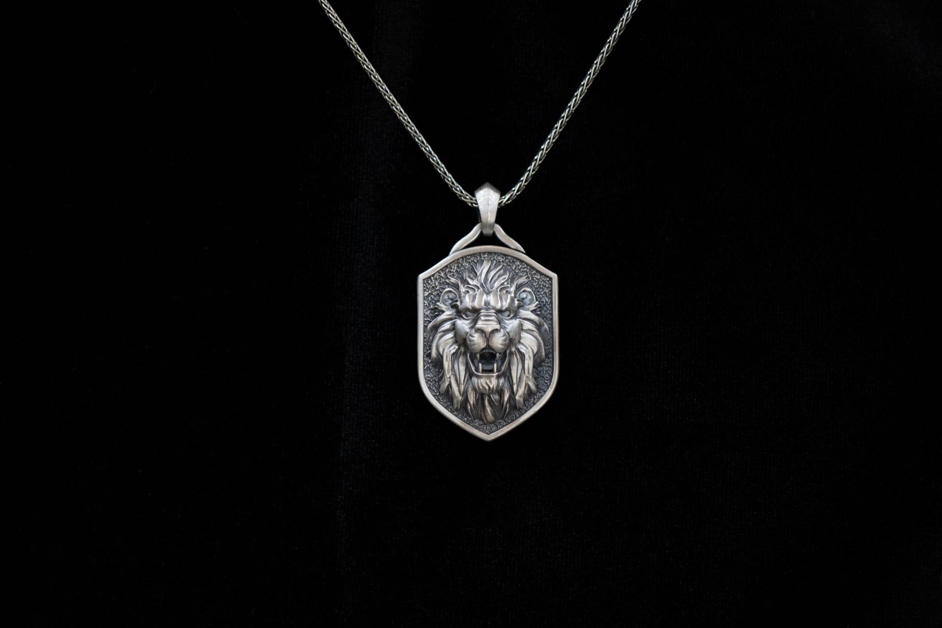Wilder Löwe Silber Halskette, Herren Von Juda, Charm Anhänger Christliche Tierschmuck von MarsJewelryGifts