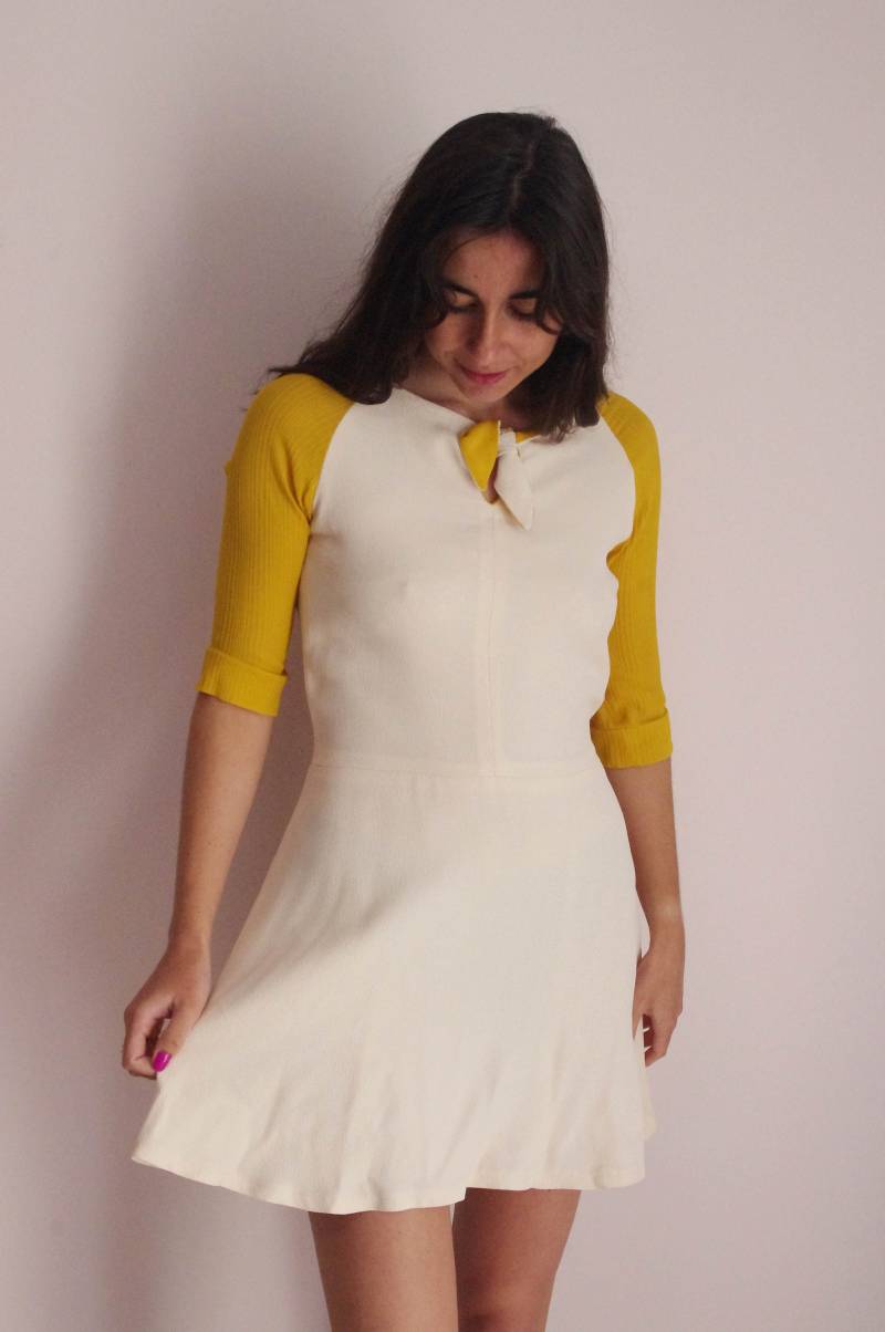 Gelb-Weißes Skaterkleid Aus Seide Und Viskose von MarsLovesHer