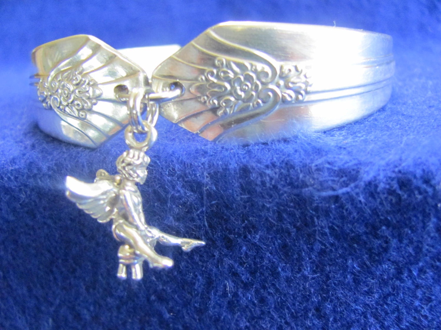 Alte Vintage Silber Löffel Armband W/sterling 3D Sport Gymnastik Engel Charme Alte Vintage Silber Löffel Armband W/sterling 3D Sport Gymnastik Engel Charme von MarshaStewart