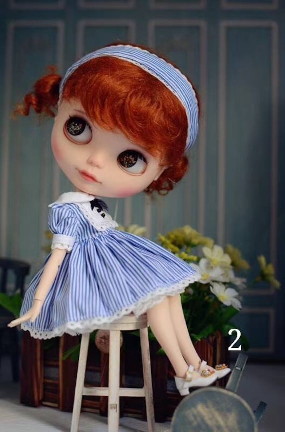 Handgemachtes Blythe Outfit, Kariertes Kleid, Gestreiftes Kleid Handgemachtes Blythe Outfit, Kariertes Kleid, Gestreiftes Kleid von MarshmallowHouse