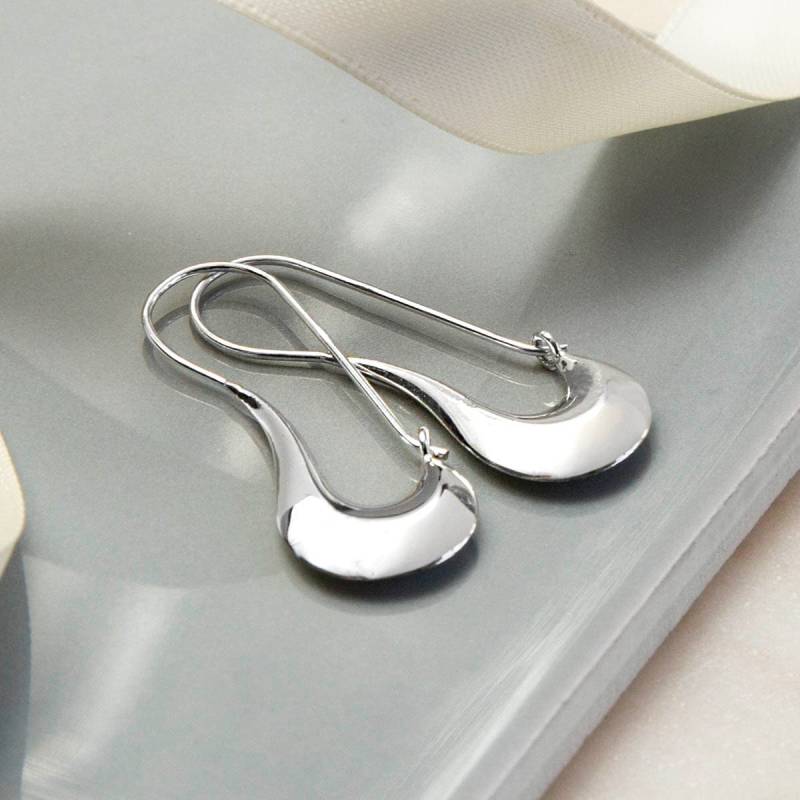 sterling Silber Flüssige Curl Ohrringe von MarthaJacksonSilver