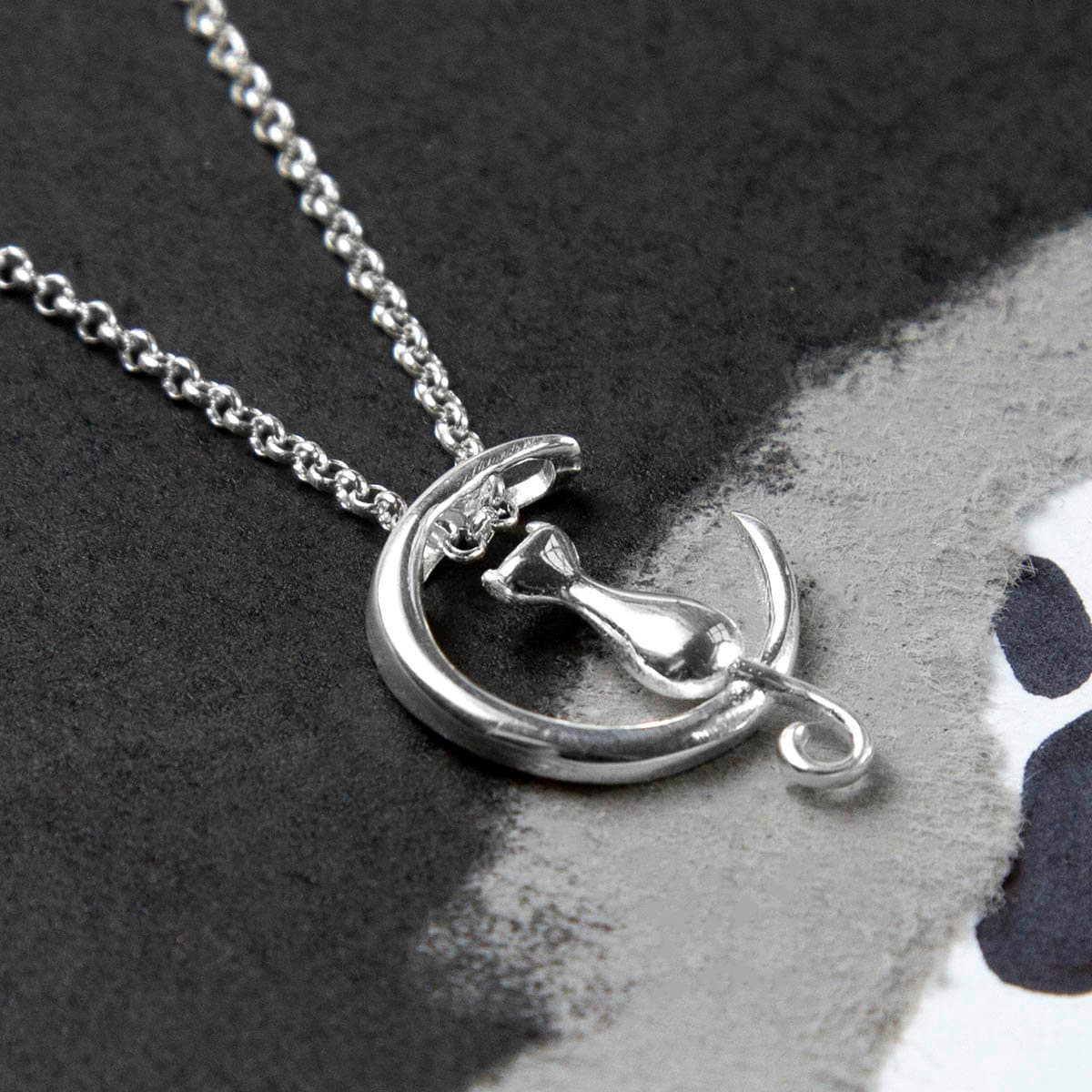 sterling Silber Katze Und Halbmond Halskette von MarthaJacksonSilver