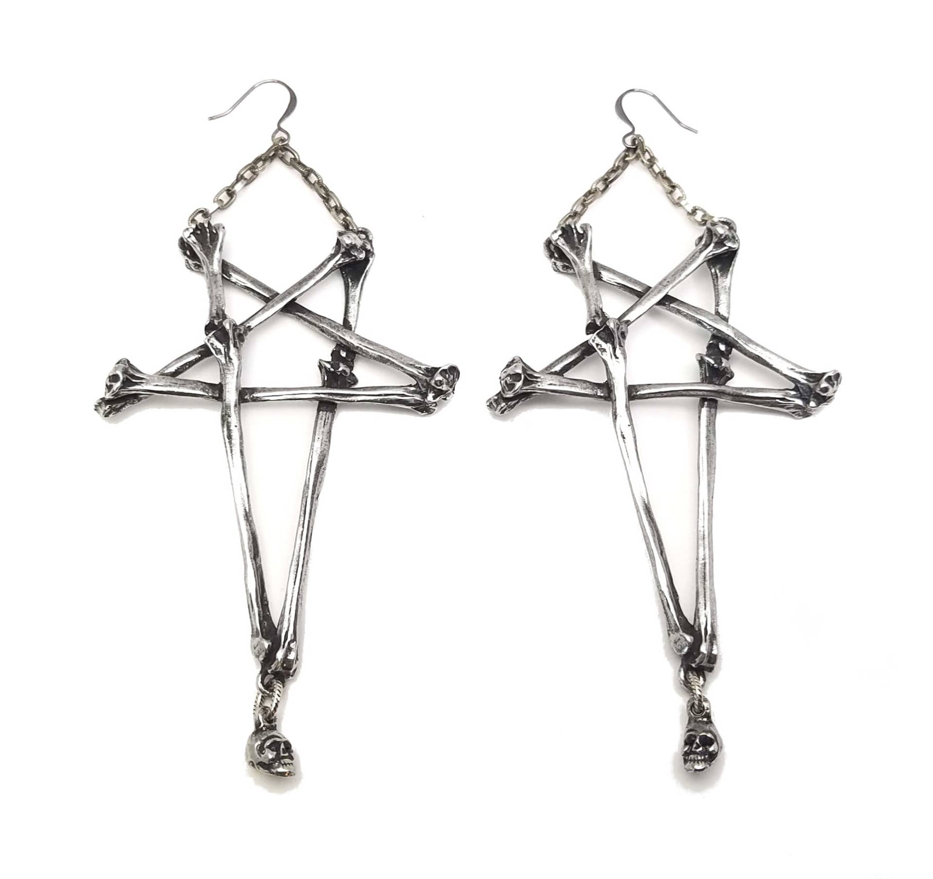 Dunkle Sterne Ohrringe. Stern Knochen Kronleuchter Pentagramm Brisuren. Abgefahren von MarthaRotten