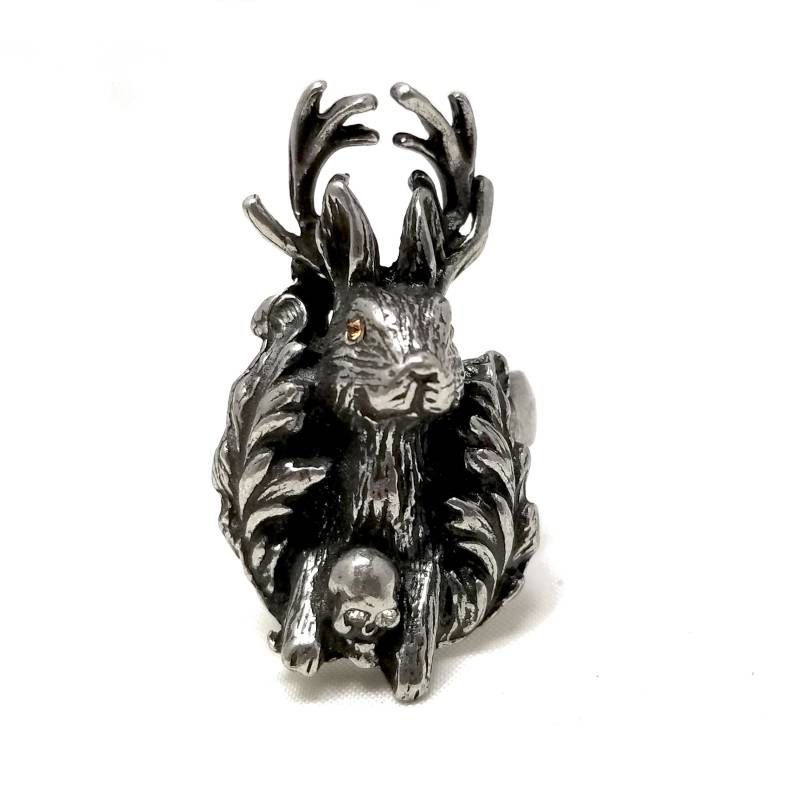 Jackalope Ring. Hase. Totenkopf. Jackrabbit. Antilopen Hörner Mythisch von MarthaRotten