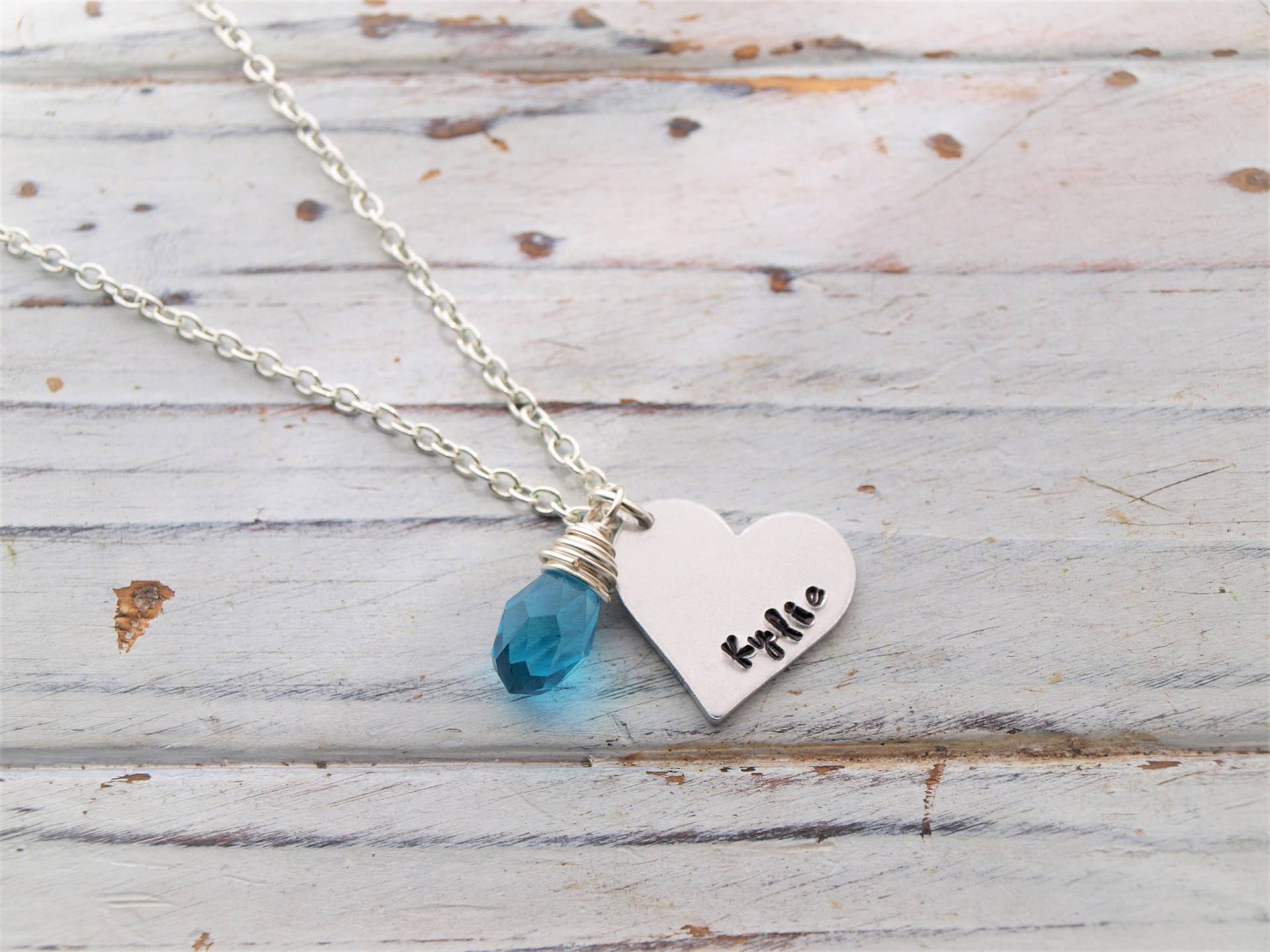 Personalisierter Damen Name Und Geburtsstein Herz Anhänger Halskette | Kette Namenskette Schmuck Geschenk Für Sie Personalisierter Damen Name Und Geburtsstein Herz Anhänger Halskette | Kette Namenskette Schmuck Geschenk Für Sie von MarthaStudioDesigns