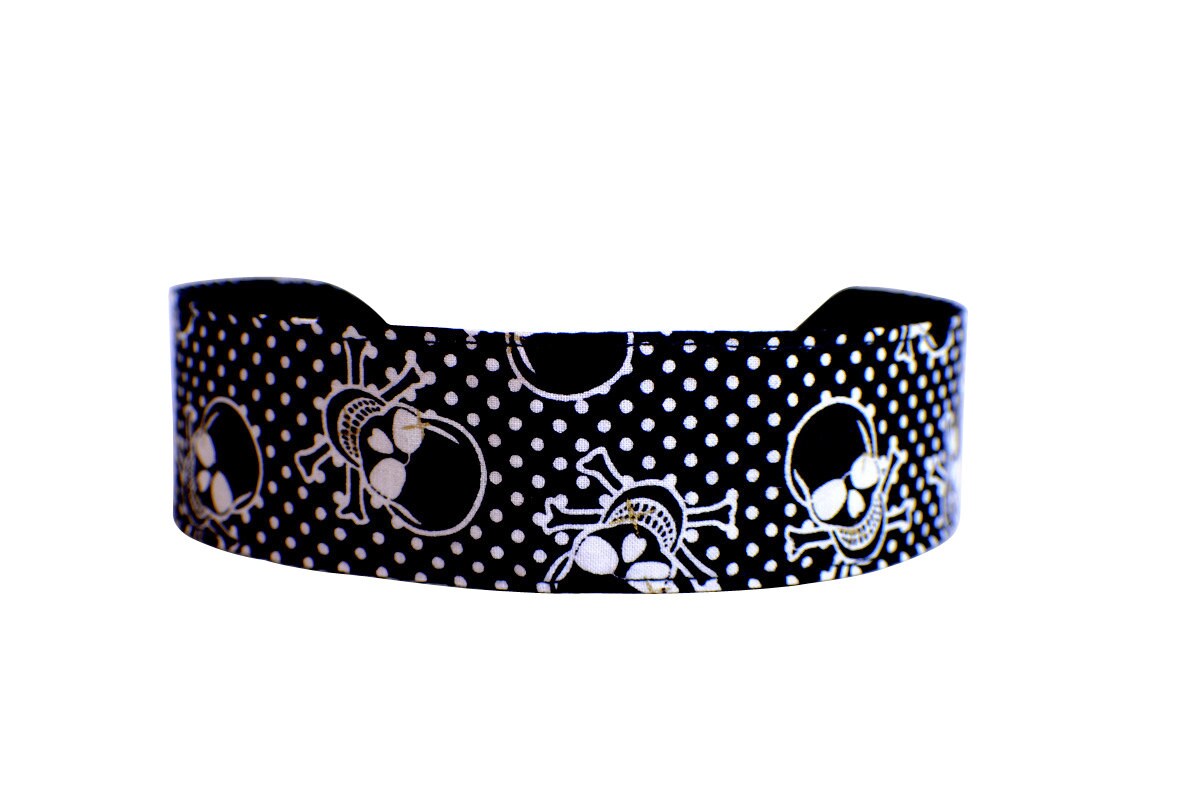 Dünn-Stirnbänder, Schädel, Knochen Und Weiße Polka Dots Über Schwarz, Herrlich Dünn Stirnband Von Schnäppchen-Stirnbänder Dünn-Stirnbänder, Schädel, Knochen Und Weiße Polka Dots Über Schwarz, Herrlich Dünn Stirnband Von Schnäppchen-Stirnbänder von MarthasFabricHouse