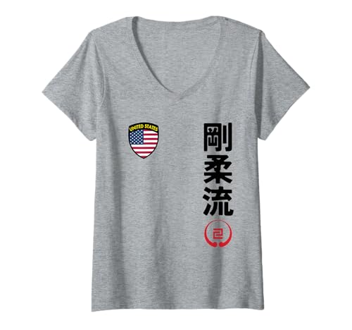 Damen Team Karate Goju Ryu USA Flag Kanji Japanese Martial Arts T-Shirt mit V-Ausschnitt Damen Team Karate Goju Ryu USA Flag Kanji Japanese Martial Arts T-Shirt mit V-Ausschnitt von Martial Artists Team
