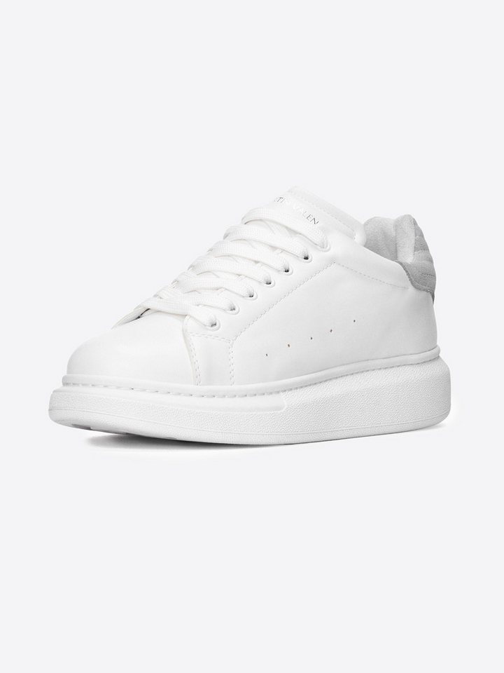 Martin Valen Graue Wildlederschuhe von V-Harmony mit weißem Absatzdetail Schnürschuh von Martin Valen