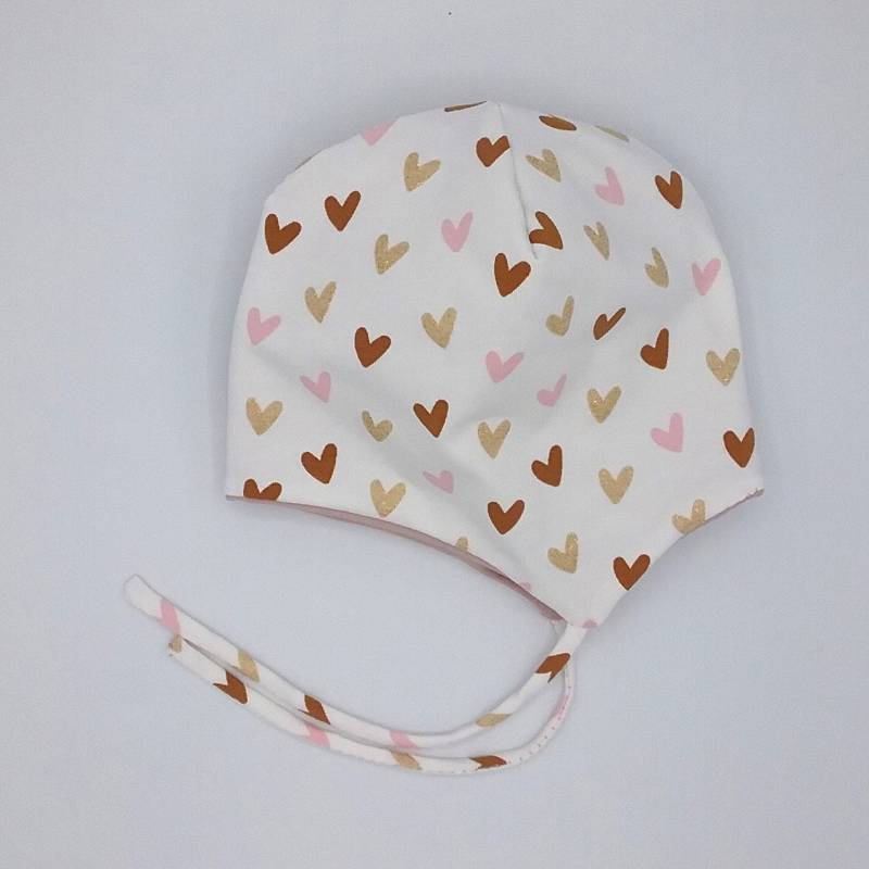 Babymütze Für Mädchen, Weiß Altrosa, Herzen, Wendemütze von MartinaBormann