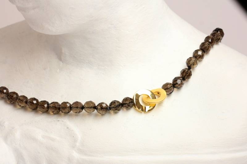 Kette Mit Rauchquarz Und Runder Hakenschließe, Edelsteinkette von MartinaMerkleSchmuck