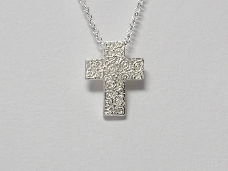 Kreuz, 925 Silber Mit Gekringelter Struktur, Verschiedene Größen, Anhänger von MartinaMerkleSchmuck