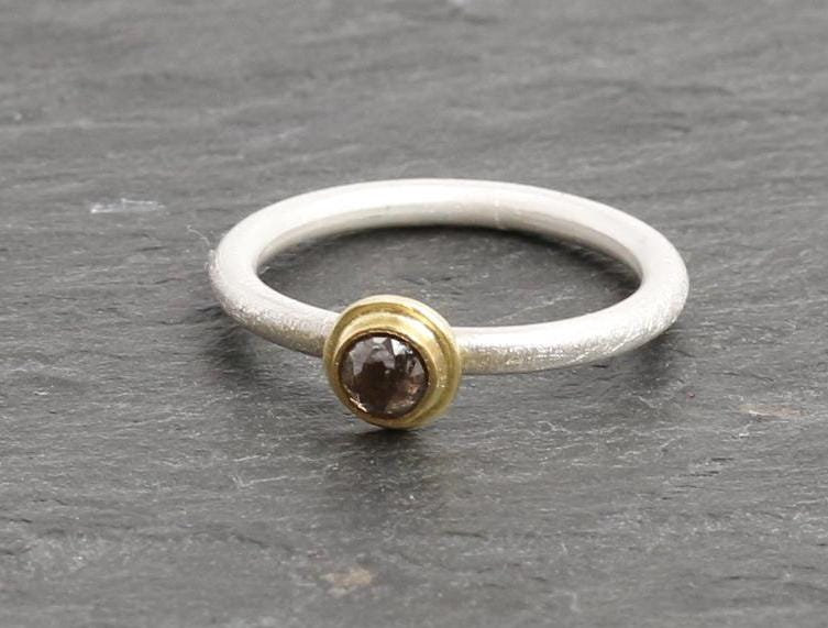 Ring 925 Silber Und 750 Gold Mit Brauner Diamantrose von MartinaMerkleSchmuck