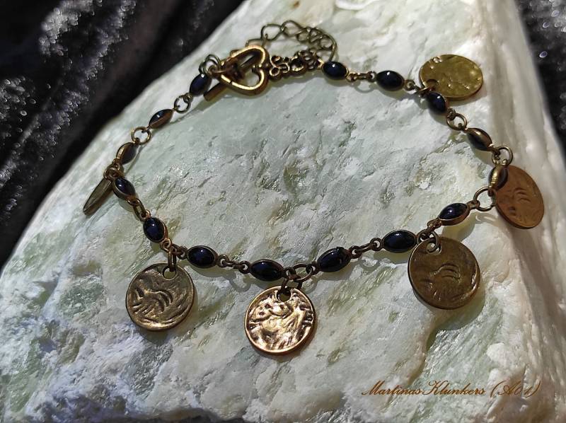 Armband "Tibetan Style" Mit Schwarz Emaillierten Gliedern Und Münzanhängern | A 1 von MartinasKlunkers