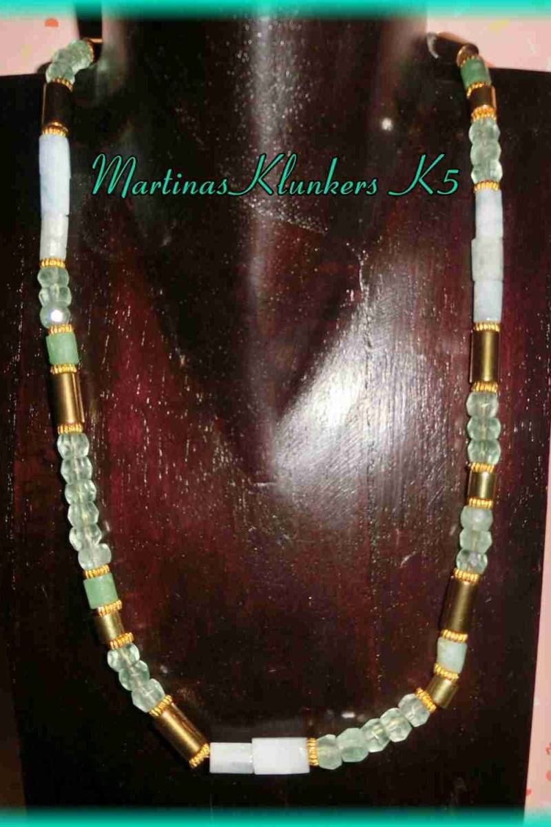 Edelstein-Halskette Fluorit-Aquamarin-Chrysopras-Mix | K5 von MartinasKlunkers