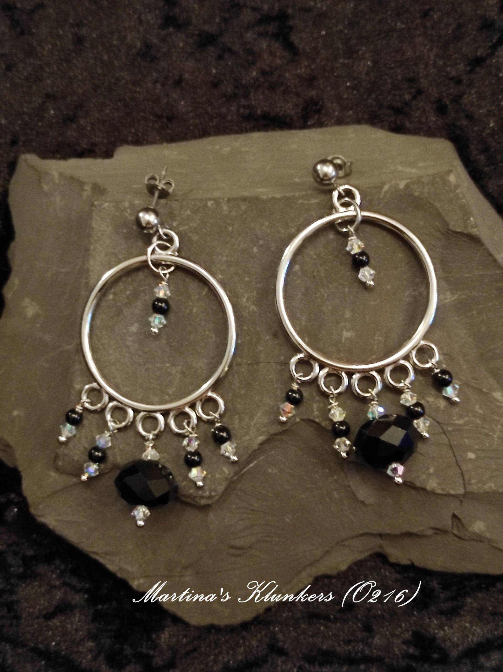 Ethno Chandelier-Ohrstecker Edelstahl Mit Schwarzen Und Klaren Kristallperlen | O 216 von MartinasKlunkers