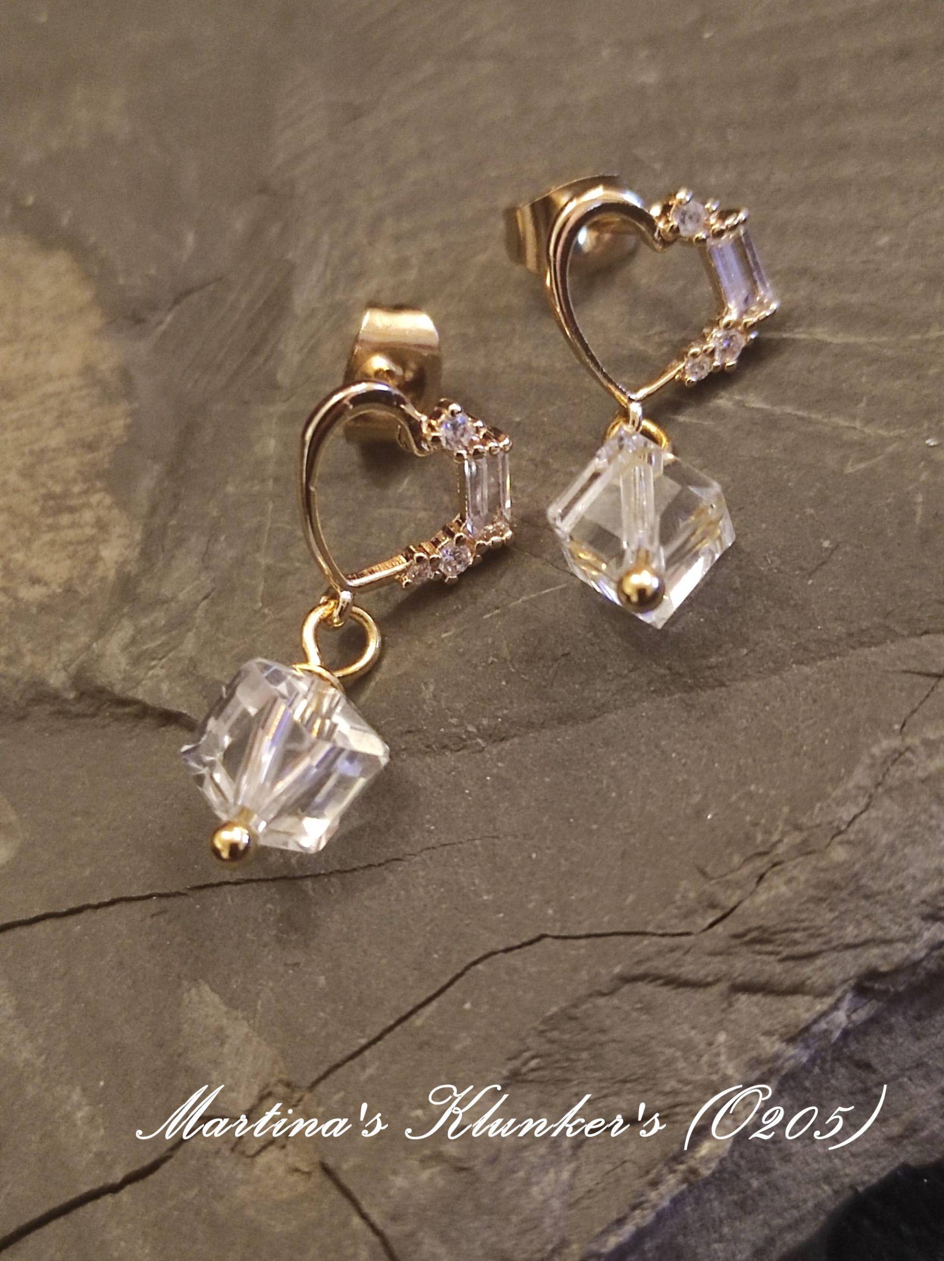 Herz-Ohrstecker Mit Kristall-Würfelpendel | O 205 von MartinasKlunkers