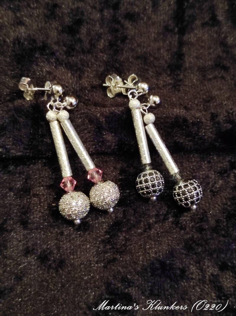 sterling Silber Kugelohrstecker Mit Zirkonperle Und Swarovski-steinchen | O 220 von MartinasKlunkers