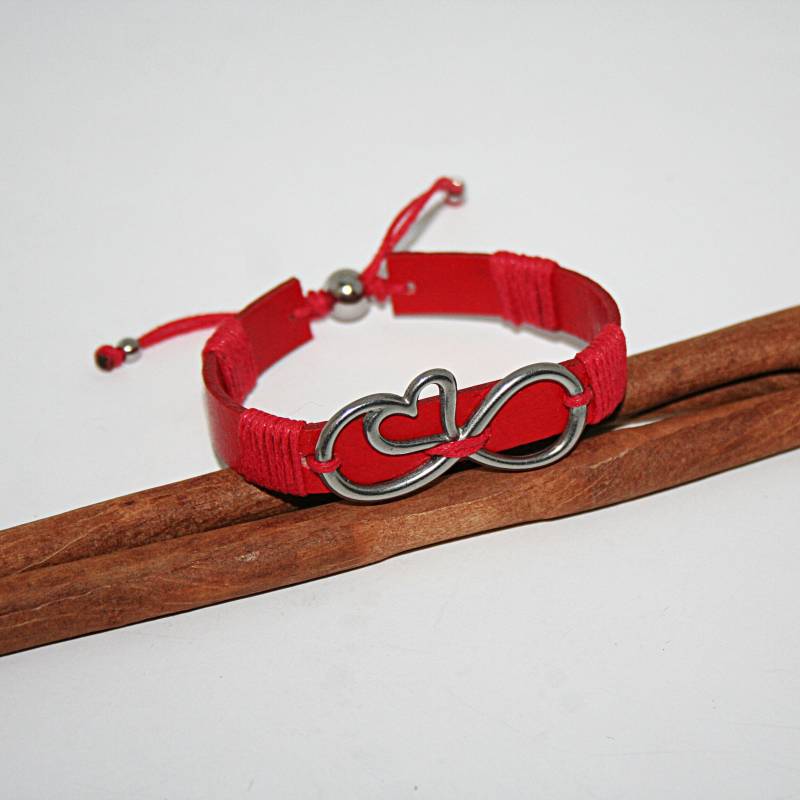 Lederarmband Infinity Mit Herz/Unendlichkeitsarmband Rotes Leder Armband Für Immer Symbolschmuck von MartuJewelry