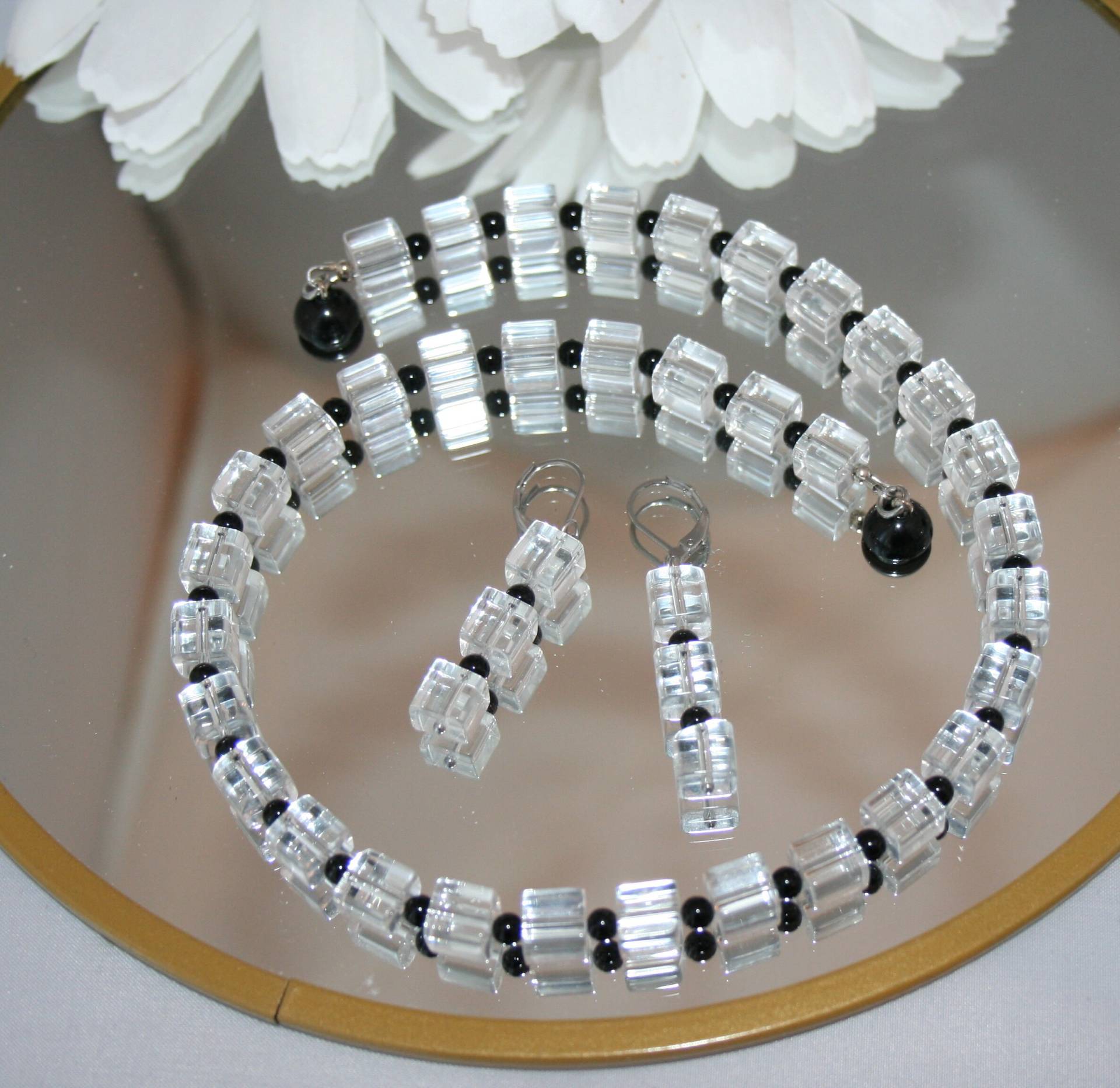 Schmuck-Set Perlenkette Und Ohrringe, Baumelnde Ohrringe-Set-Halskette, Geschenk Für Mama Schmuck-Set Perlenkette Und Ohrringe, Baumelnde Ohrringe-Set-Halskette, Geschenk Für Mama von MartuJewelry