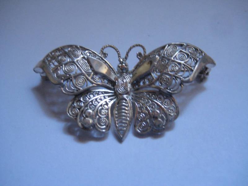 Alice Caviness Vintage Sterling Silber Filigrane Schmetterling Pin von MartysGems