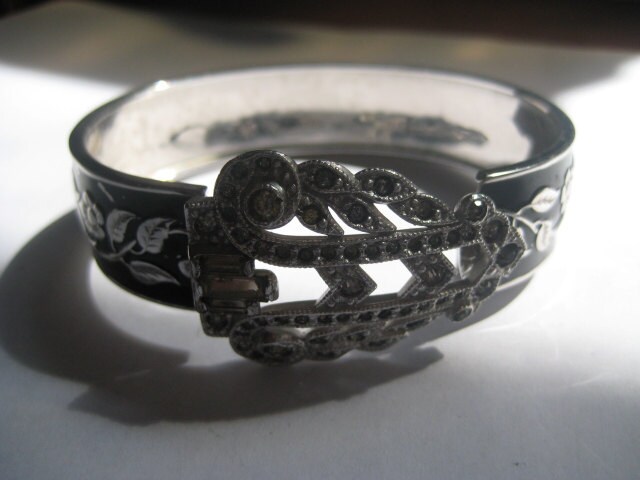 Art Deco Armreif Psco Rhodinierte Schwarze Emaille Strassschnalle von MartysGems