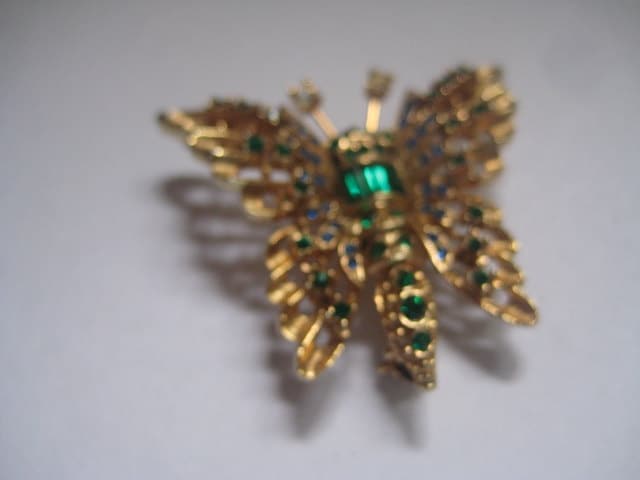 Exquisite Napier Schmetterling Pin Bunt Strass Mit Gold Plattiert von MartysGems