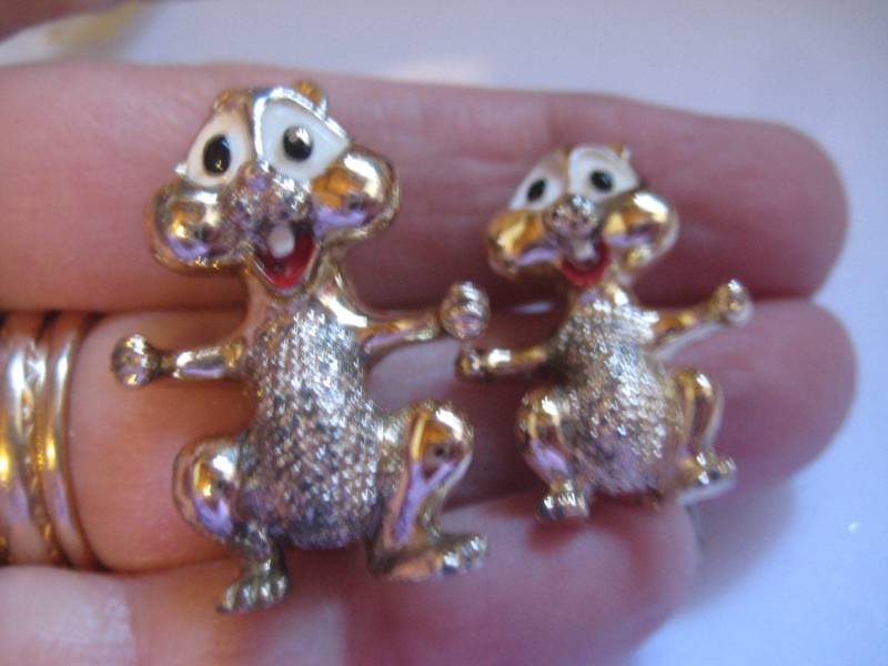 Gerrys Chipmunk Figuren Goldfarbenes Metall, Emaillierte Details - 2Er-Set von MartysGems