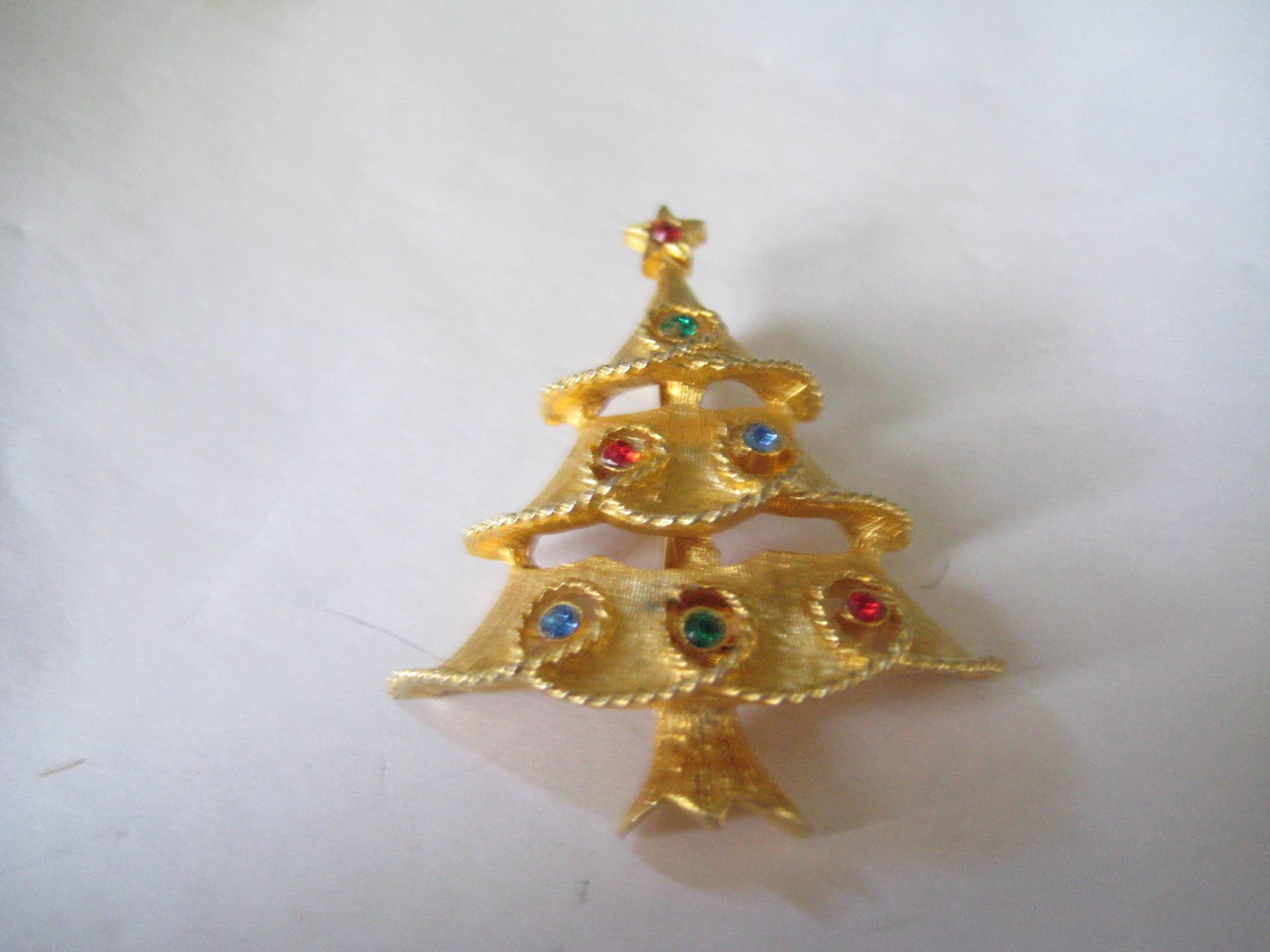 J Jahrgang Weihnachtsbaum Pin in Gold Platte Mit Strass von MartysGems