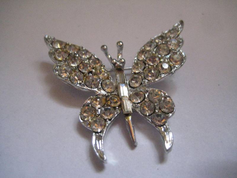 Kanne Metall Und Strass Schmetterling Pin Rhodium Plattiert von MartysGems