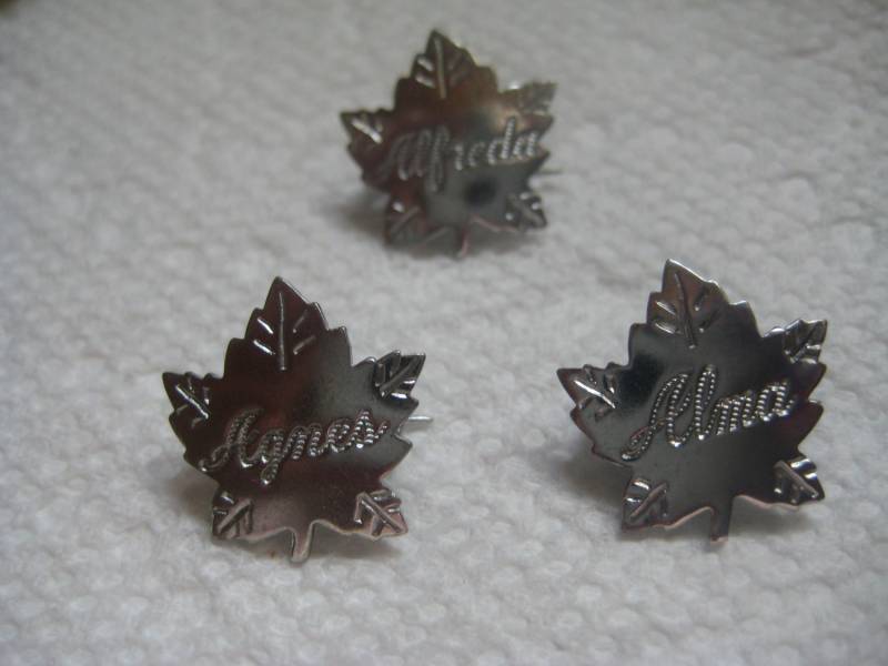 Liberty Silber Ahornblatt Namen Pins Buchstabe A von MartysGems