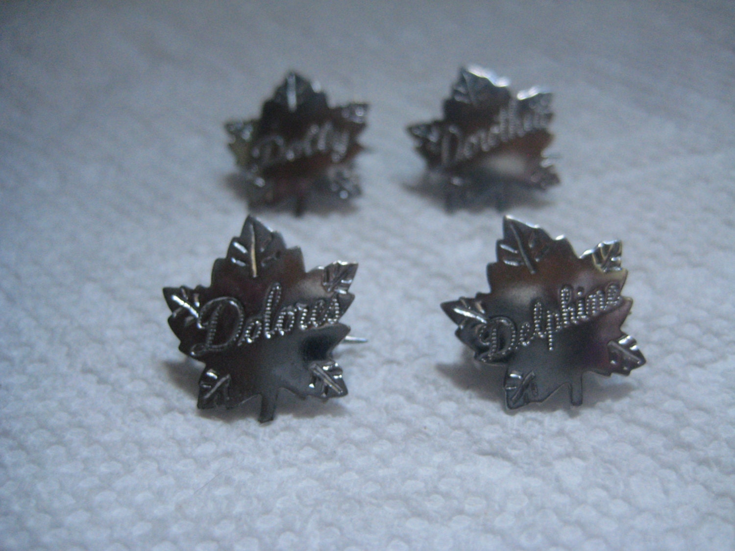 Liberty Silber Ahornblatt Pins Buchstabe D von MartysGems