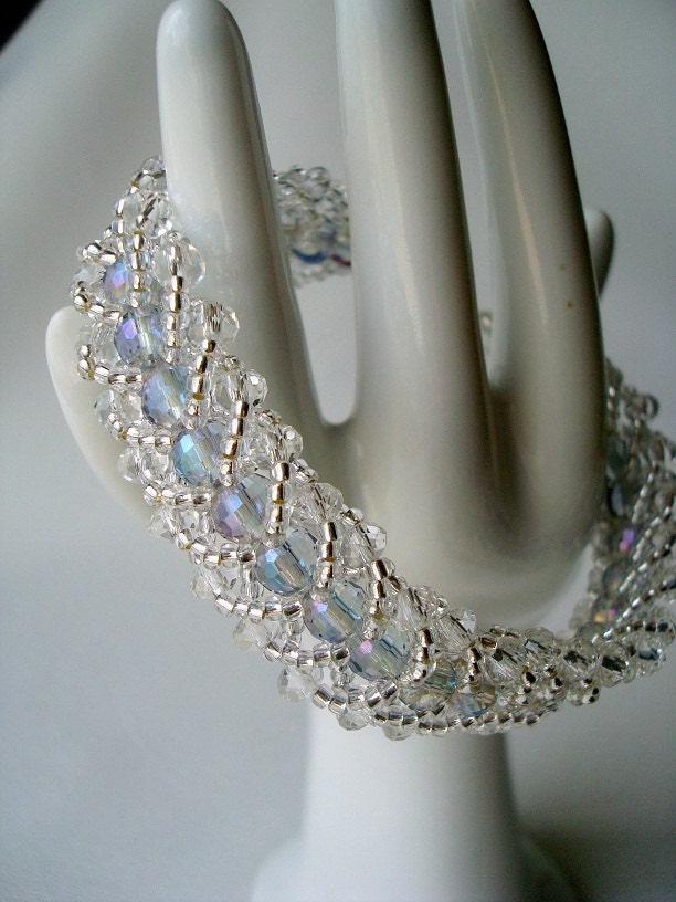 Armband Mit Swarovski-Kristallen Und Bicones Armband Mit Swarovski-Kristallen Und Bicones von MaryAnsHandmade