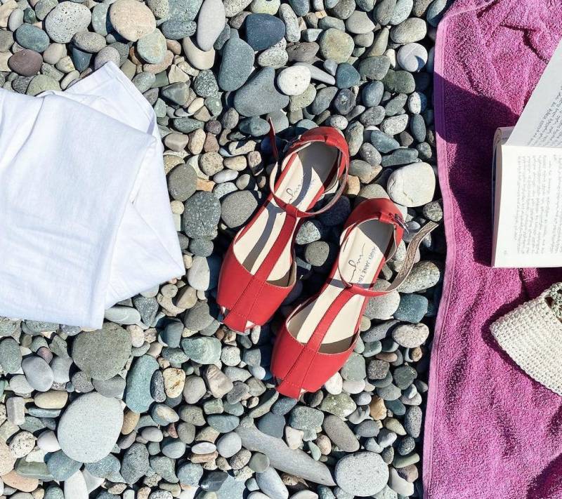 Rote Ledersandalen - Damen Sandalen Handgefertigte Vintage Schuhe Frühling Sommer Leder Flache von MaryJaneTbilisi