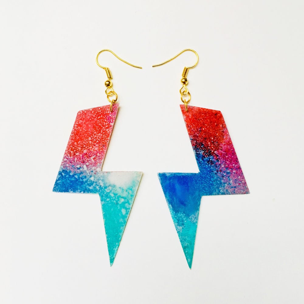 Bolt Ohrringe - Blitz Schraube Ziggy Stardust Schmuck David Bowie Handgefertigte Bemalte Geschenk-Schmuck Bolt Ohrringe - Blitz Schraube Ziggy Stardust Schmuck David Bowie Handgefertigte Bemalte Geschenk-Schmuck von MaryLionJewelry