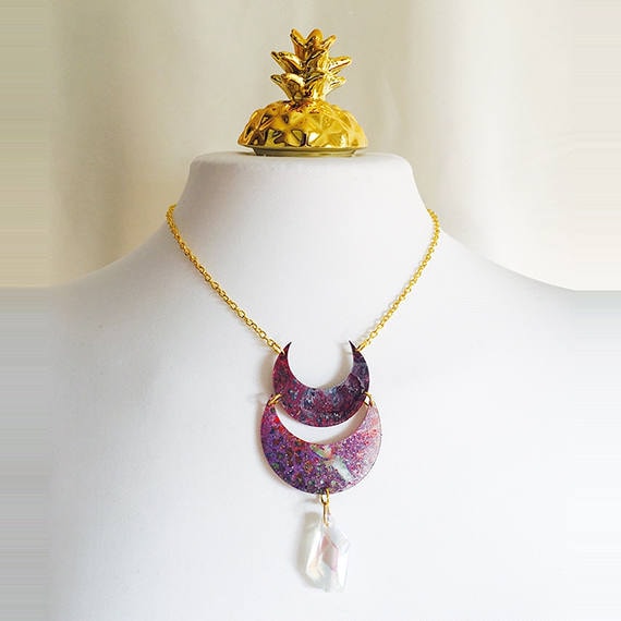 Monde - Mond Reversible Halskette Boho Schmuck Vintage Kunststoff Mondhalskette Mit Schillernden Stein Monde - Mond Reversible Halskette Boho Schmuck Vintage Kunststoff Mondhalskette Mit Schillernden Stein von MaryLionJewelry