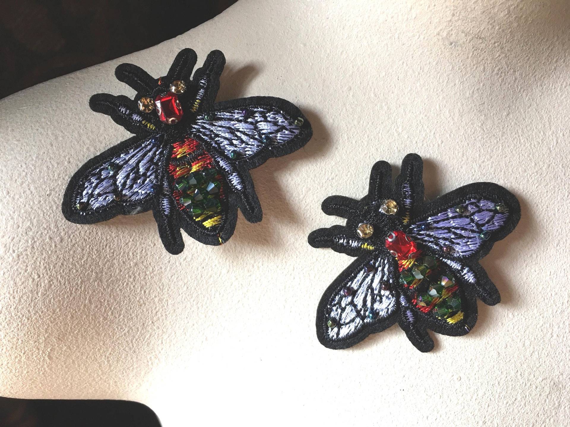 Biene Applikationen Strass Perlen Aufbügler | 2Er Set Käfer 13 Biene Applikationen Strass Perlen Aufbügler | 2Er Set Käfer 13 von MaryNotMartha