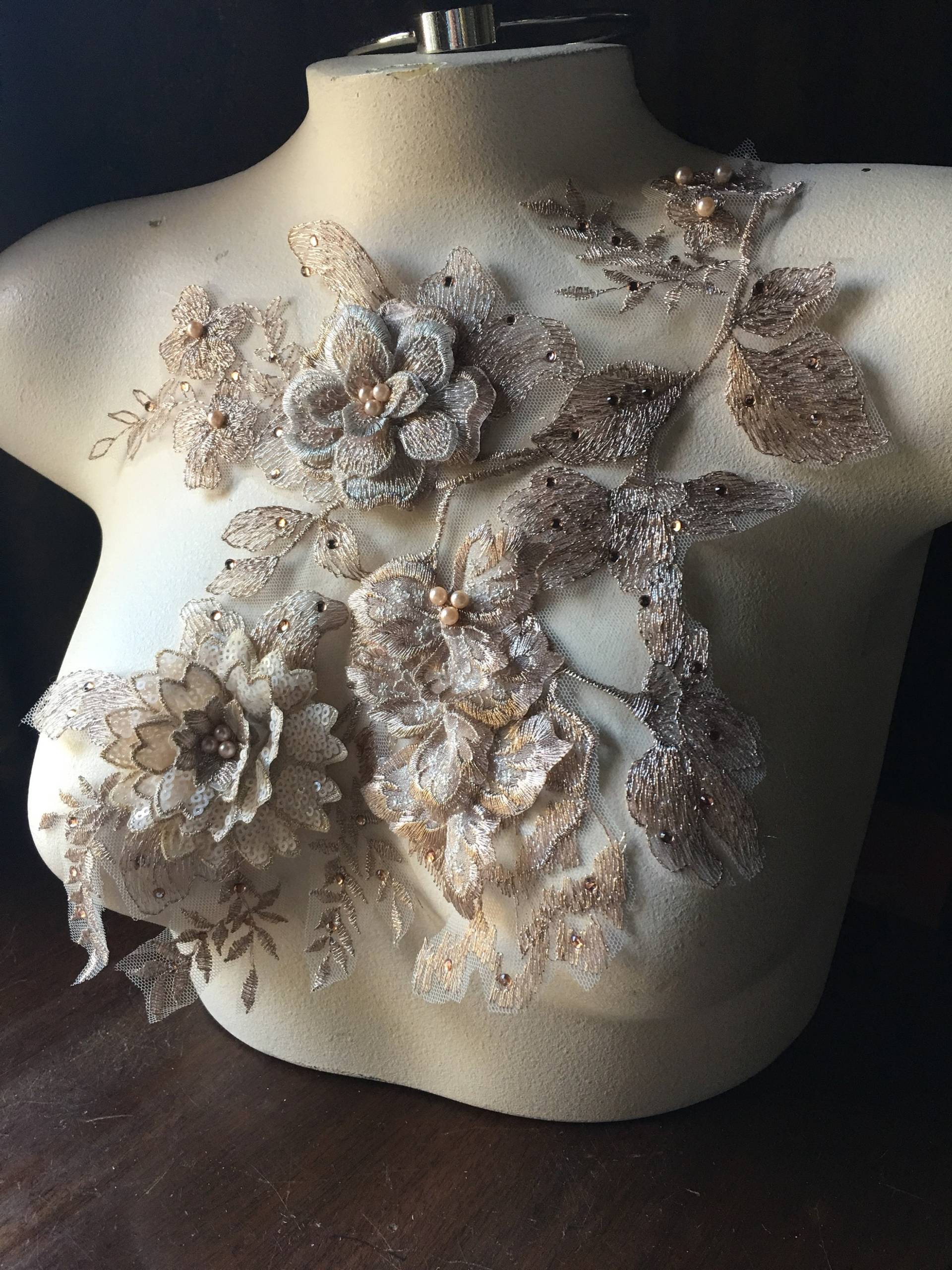 Gold, Silber & Blush 3D #2 Applikation Für Lyrical Dance, Ballett, Couture Abendkleider F40-2 Gold, Silber & Blush 3D #2 Applikation Für Lyrical Dance, Ballett, Couture Abendkleider F40-2 von MaryNotMartha