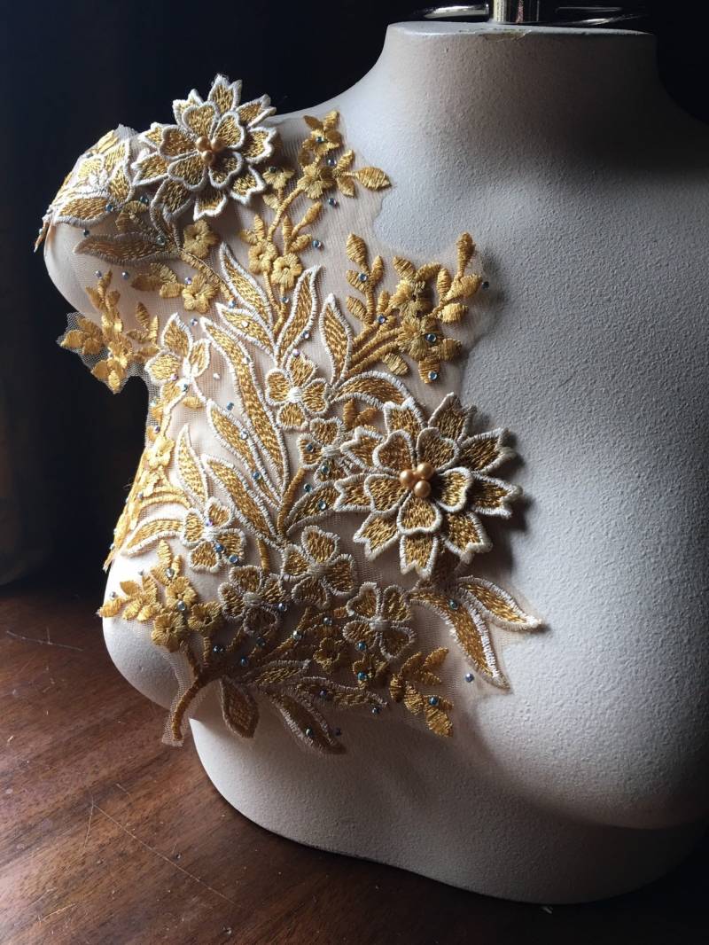 Safran Gold 3D Lace Applikation Venise-Spitze Mit Perlen & Strasssteine F58-1 Safran Gold 3D Lace Applikation Venise-Spitze Mit Perlen & Strasssteine F58-1 von MaryNotMartha